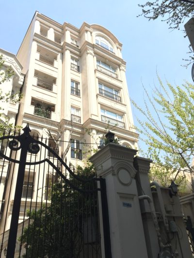 photo6008280220991338017